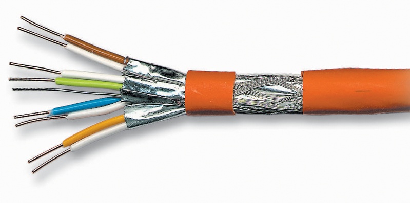 کابلکشی شبکه و ملزومات آن cat 7 cable